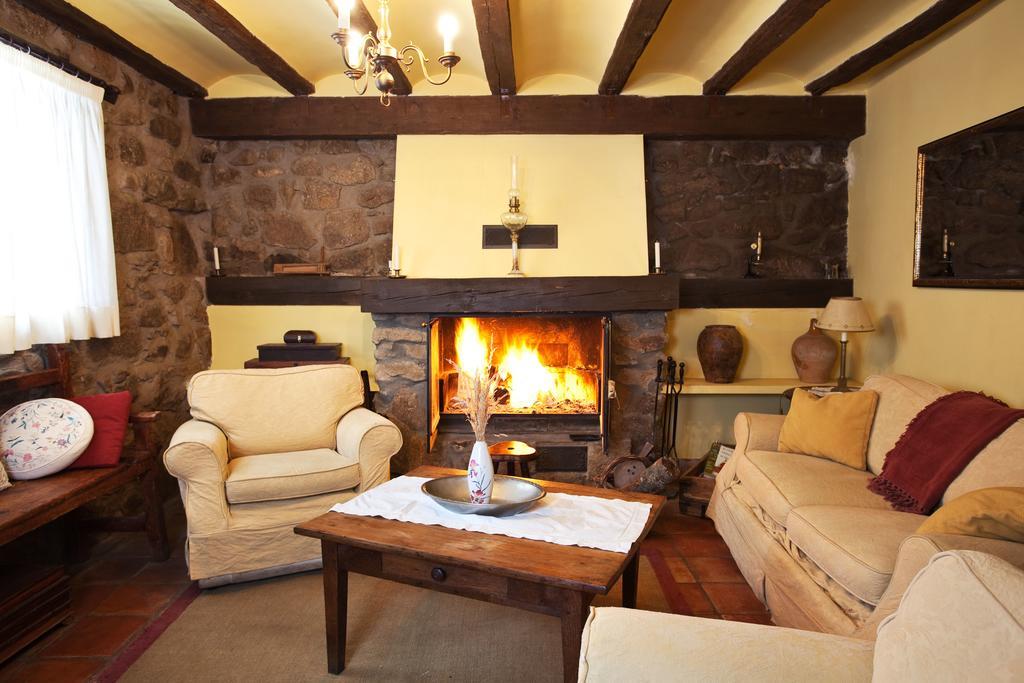 Posada De Urreci Aldeanueva de Cameros Buitenkant foto