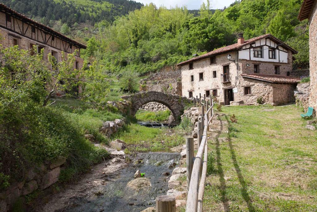 Posada De Urreci Aldeanueva de Cameros Buitenkant foto